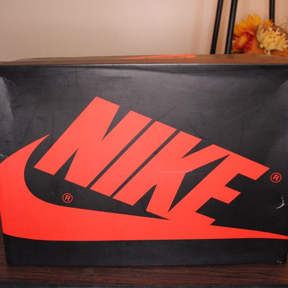 Jordan 1 Retro High "Zoom Zen Green" (Size 11.5M) - Picture 12 of 12